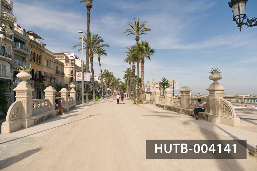 Ghat Apartments Montroig Sitges Exterior photo